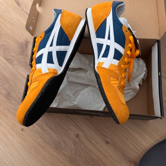 Men's Size 11.5 Onitsuka Tiger Serrano Sneakers - Mako Blue And White - Rare! - Picture 1 of 6